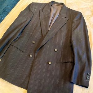 Christian Dior blazer for sale. It’s authentic. In very good condition. Size 38R